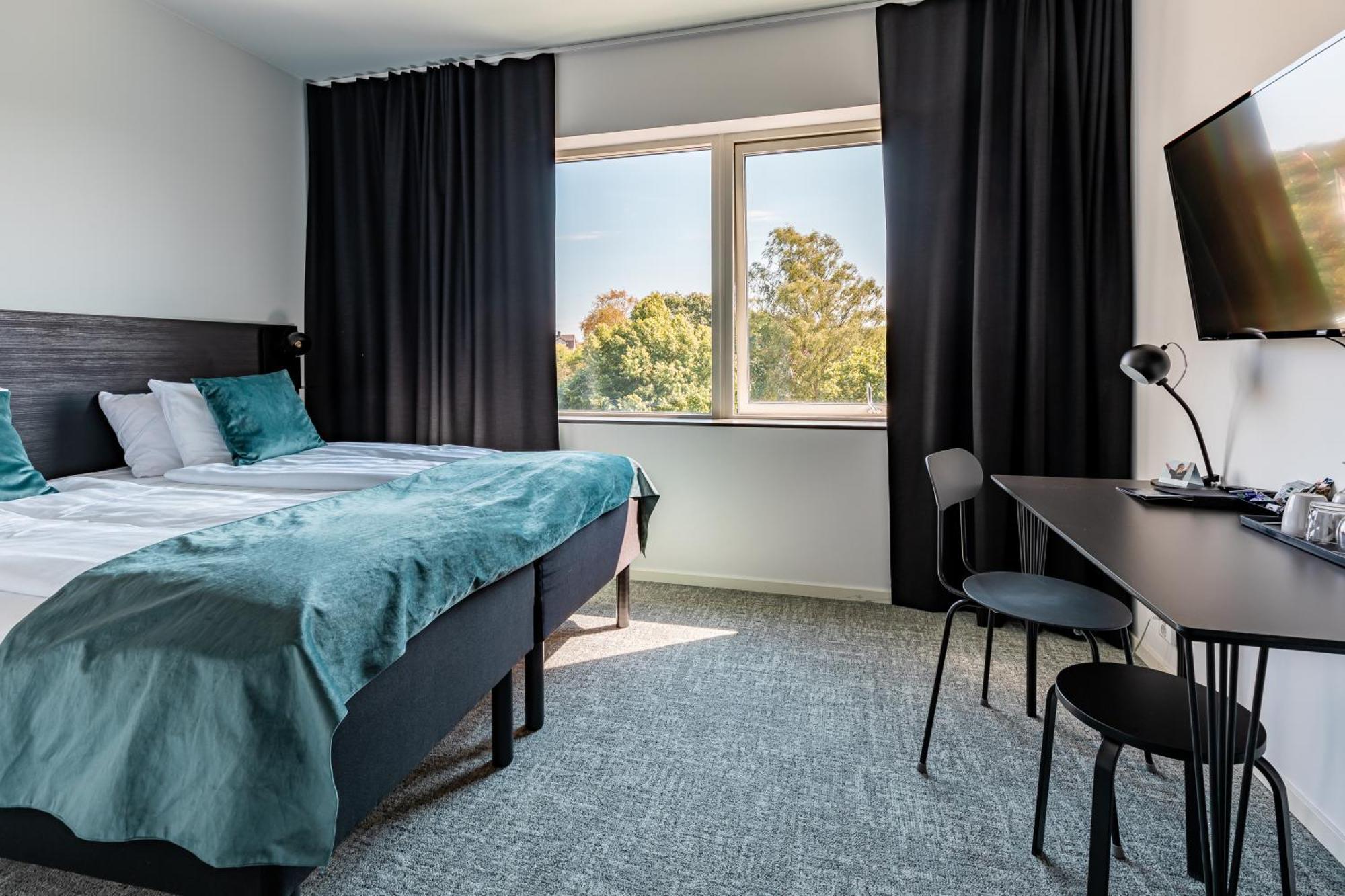 First Hotel Kokoloko Visby Phòng bức ảnh